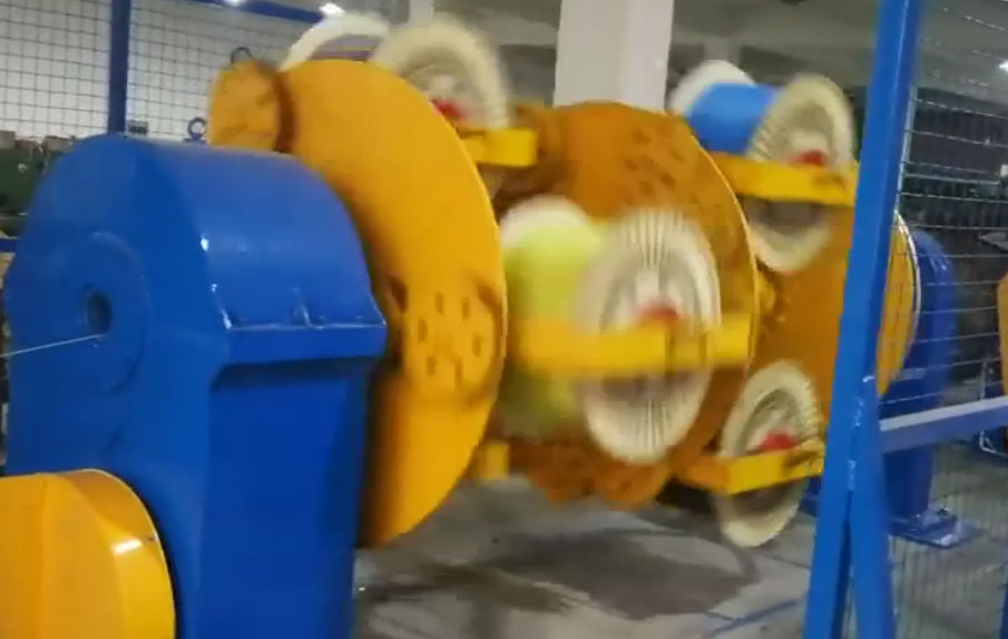 發(fā)往浙江華通線纜有限公司 成纜機(jī)CL630-1+6GR型一套生產(chǎn)現(xiàn)場(chǎng)