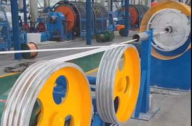 安裝在盛隆電器電纜廠 成纜機(jī)CL630-1+6RK型生產(chǎn)現(xiàn)場(chǎng)