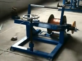 安裝在東魯欣電纜有限公司 升降式復(fù)繞變頻計(jì)米機(jī)組SFB630-630型一套生產(chǎn)現(xiàn)場(chǎng)